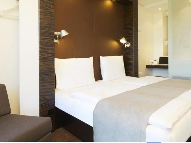 B&B Hotel Berlin-Dreilinden Kleinmachnow Dış mekan fotoğraf