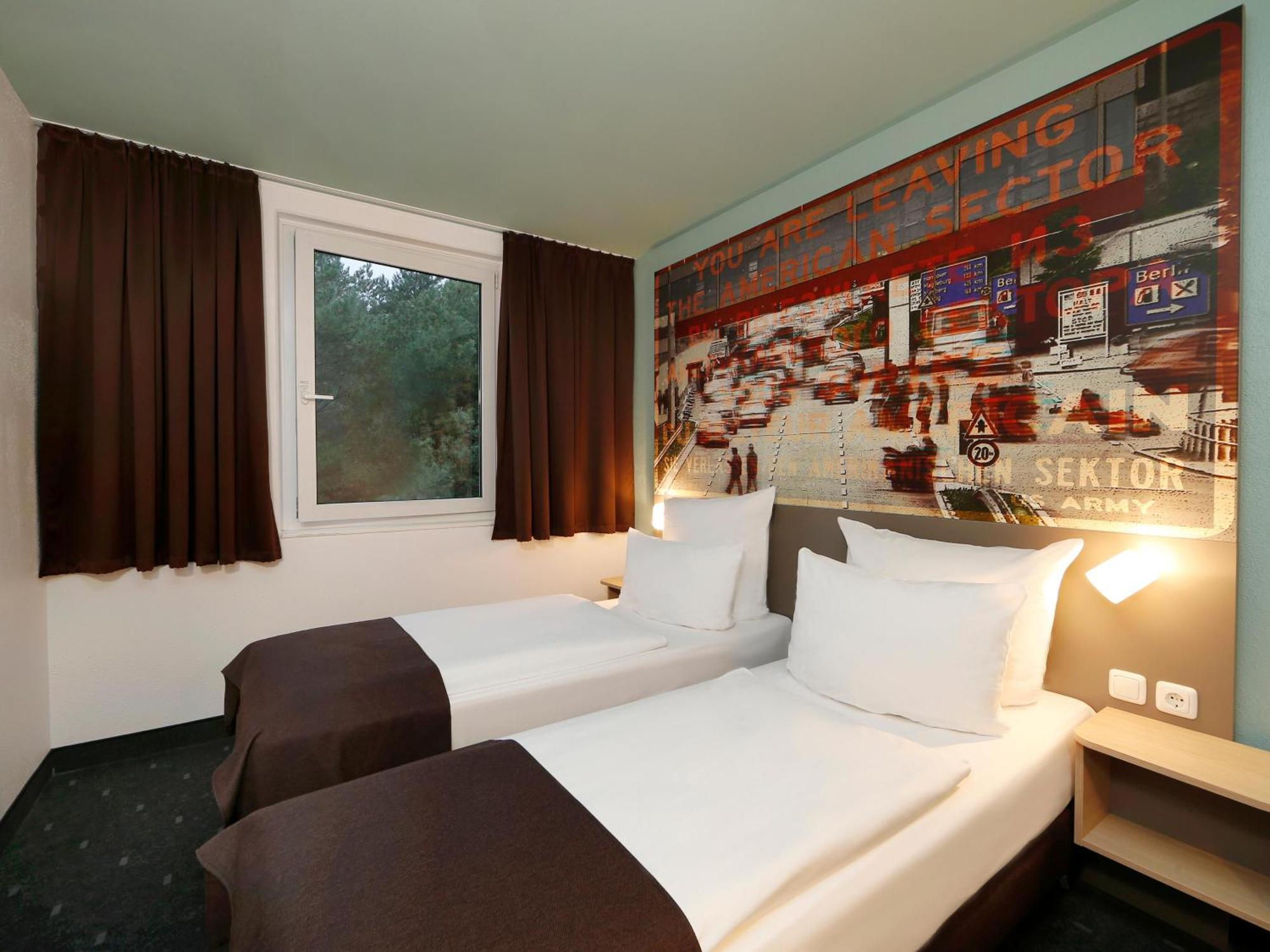 B&B Hotel Berlin-Dreilinden Kleinmachnow Dış mekan fotoğraf