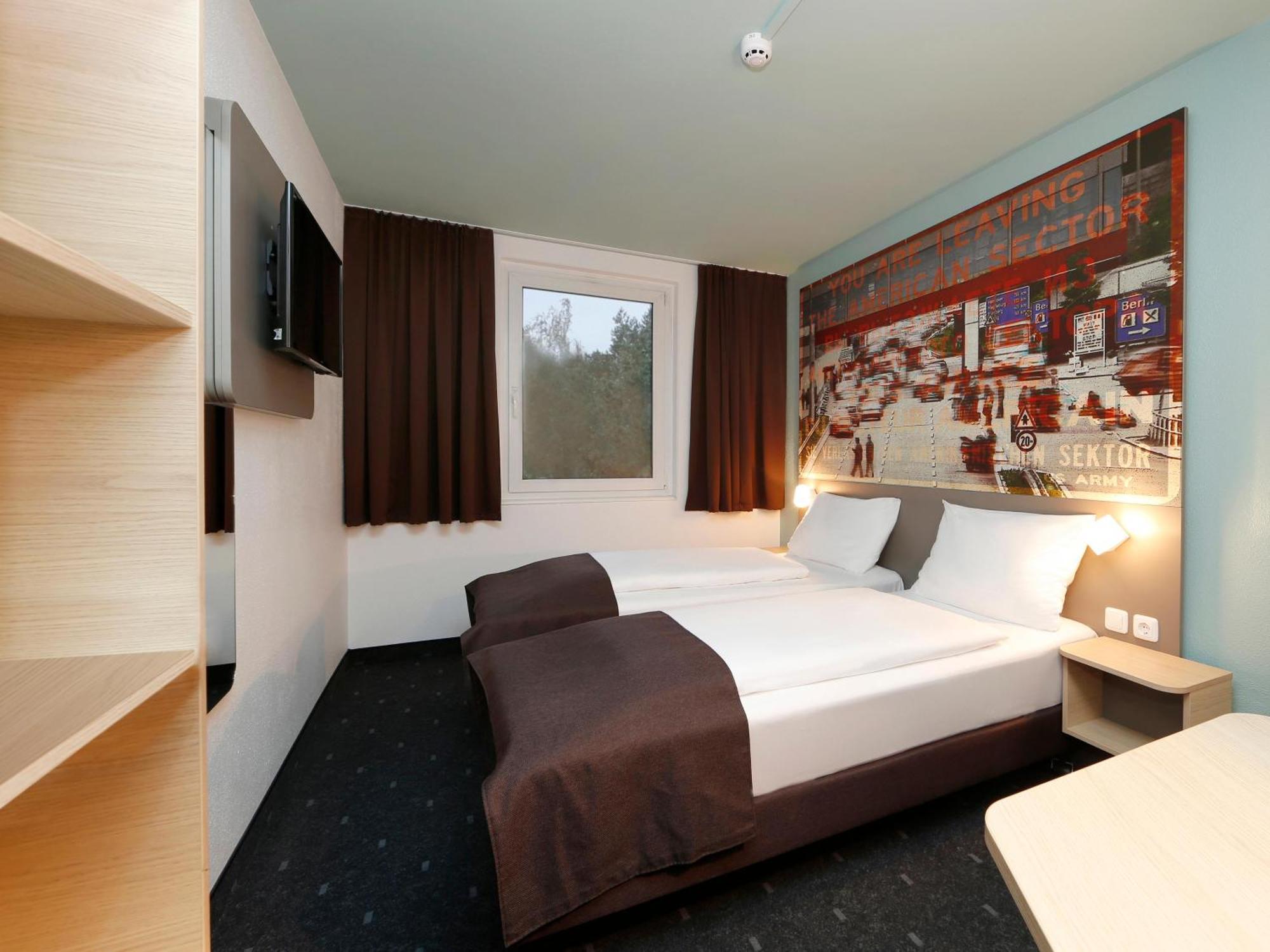 B&B Hotel Berlin-Dreilinden Kleinmachnow Dış mekan fotoğraf
