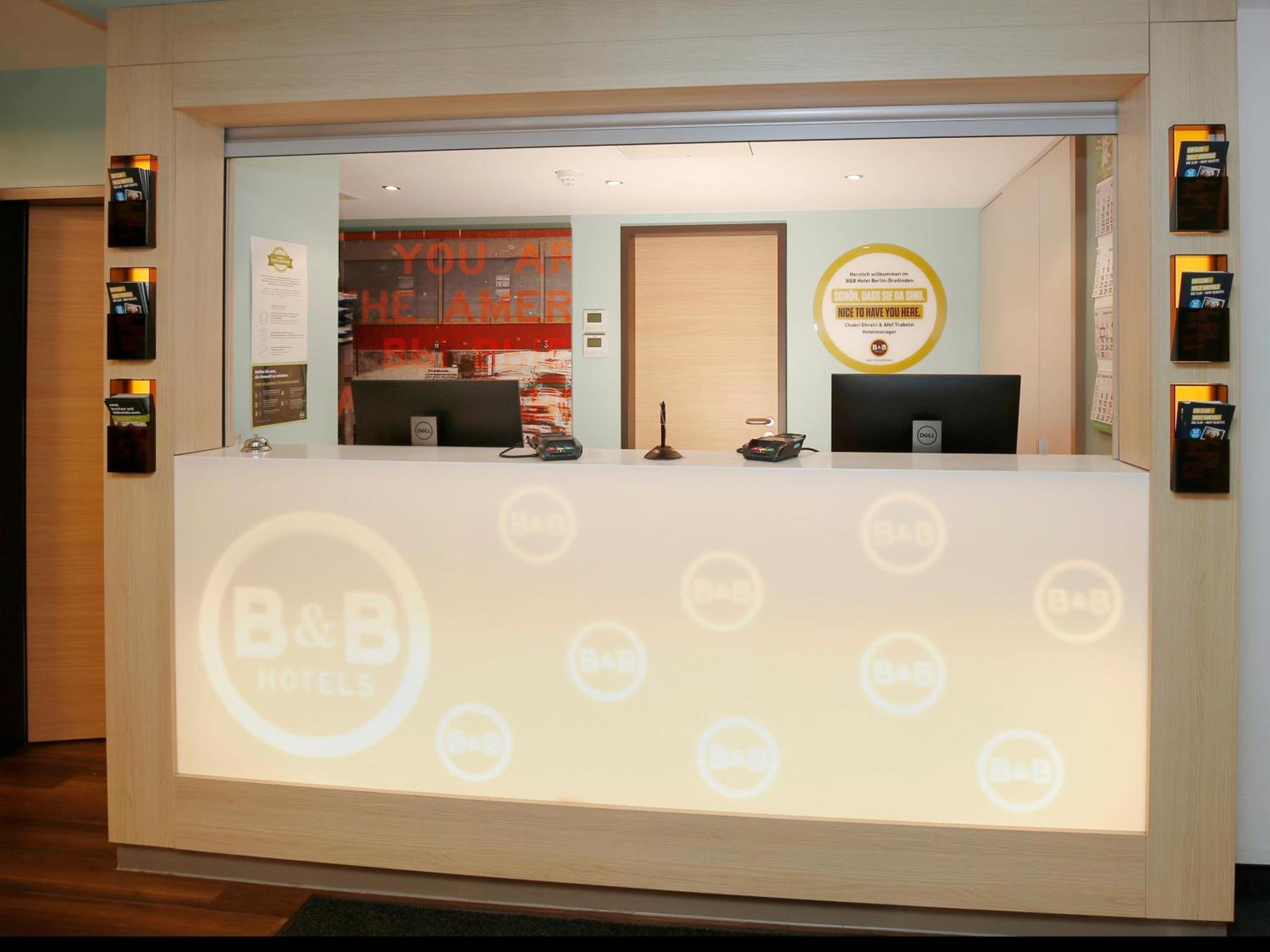 B&B Hotel Berlin-Dreilinden Kleinmachnow Dış mekan fotoğraf