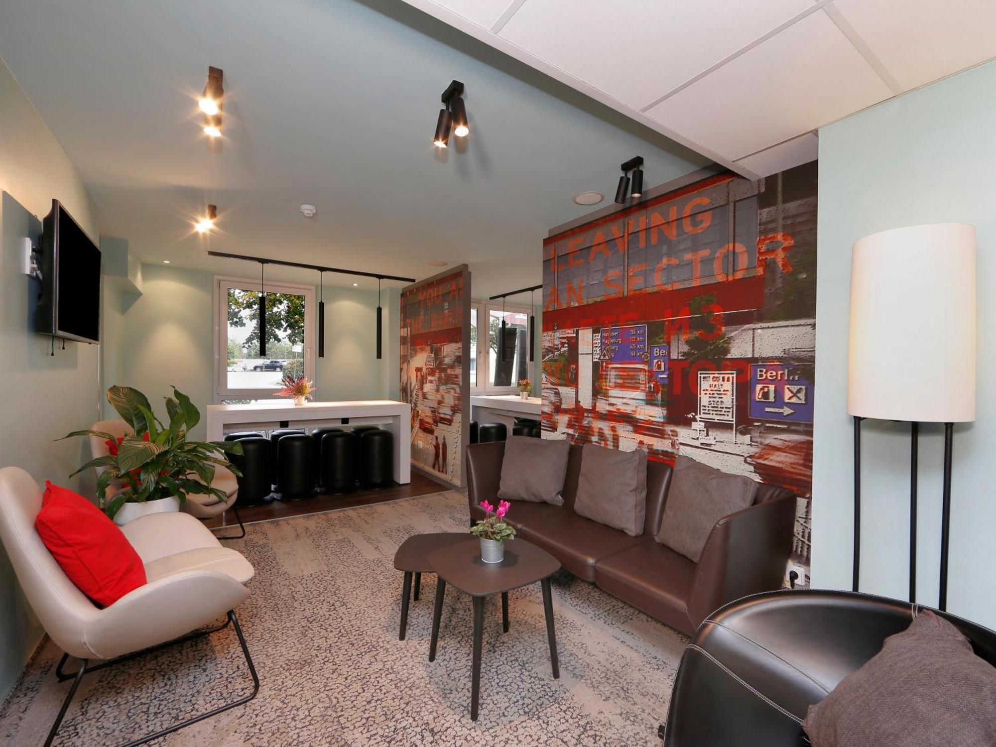 B&B Hotel Berlin-Dreilinden Kleinmachnow Dış mekan fotoğraf