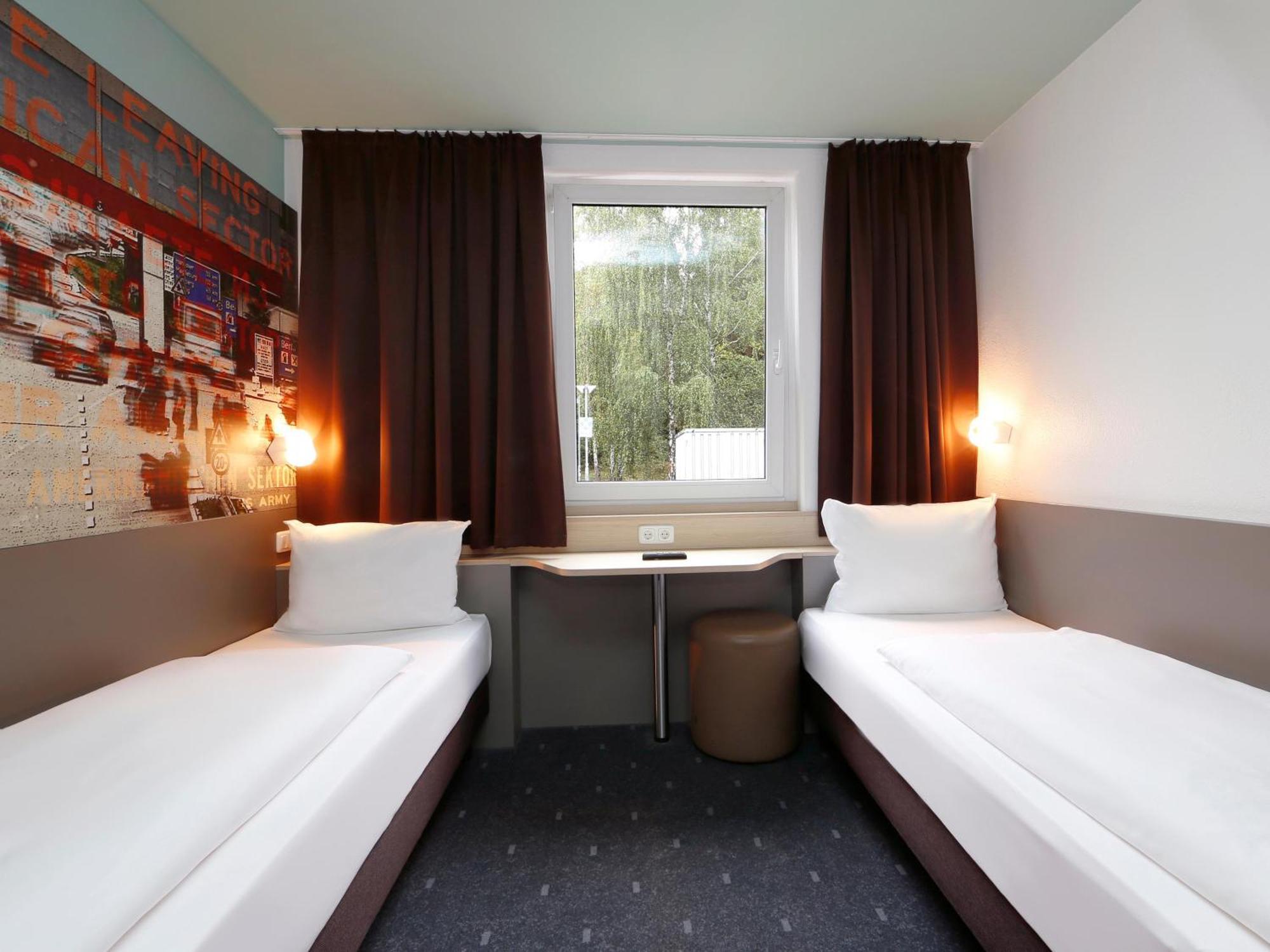 B&B Hotel Berlin-Dreilinden Kleinmachnow Dış mekan fotoğraf