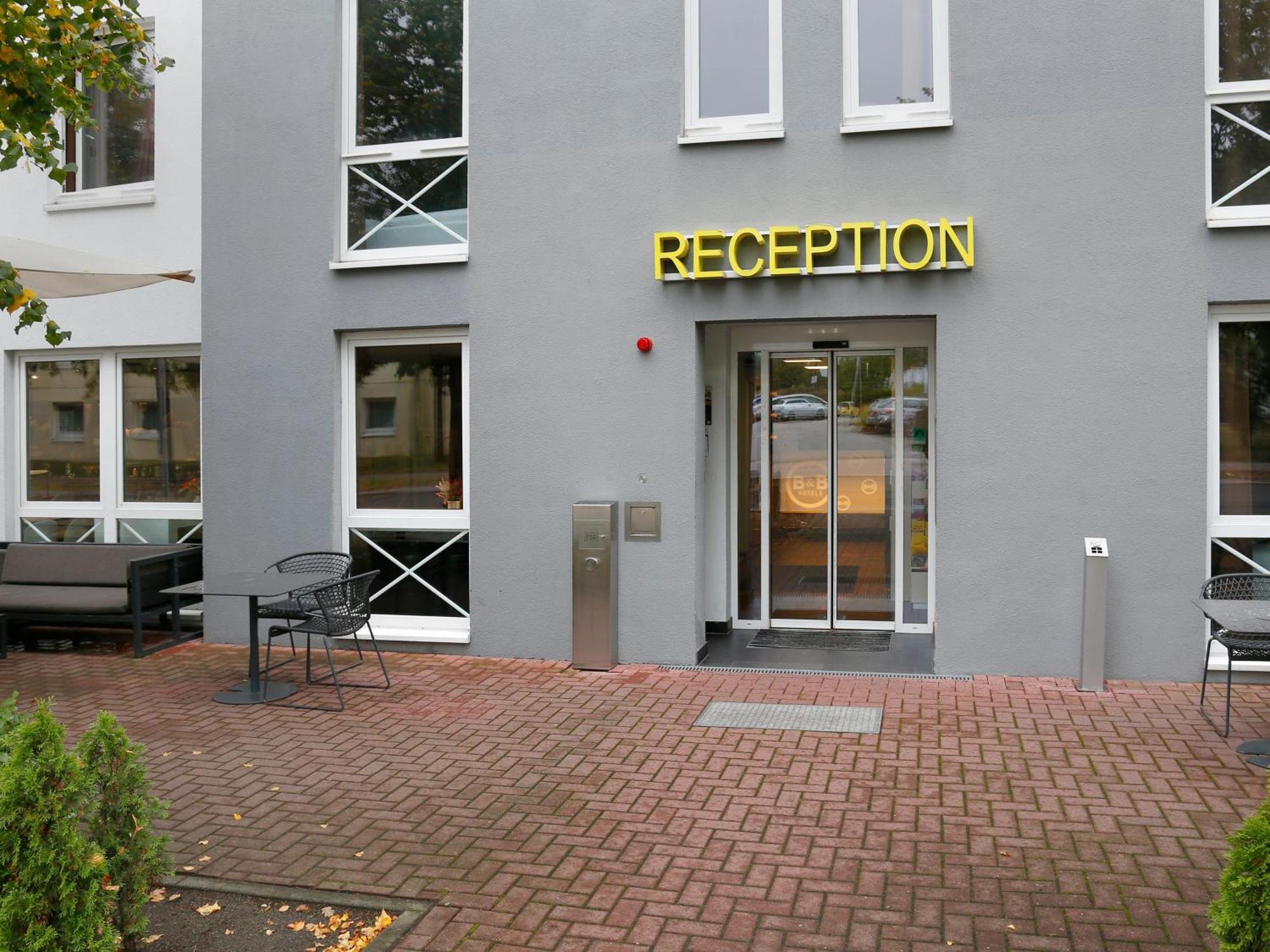 B&B Hotel Berlin-Dreilinden Kleinmachnow Dış mekan fotoğraf