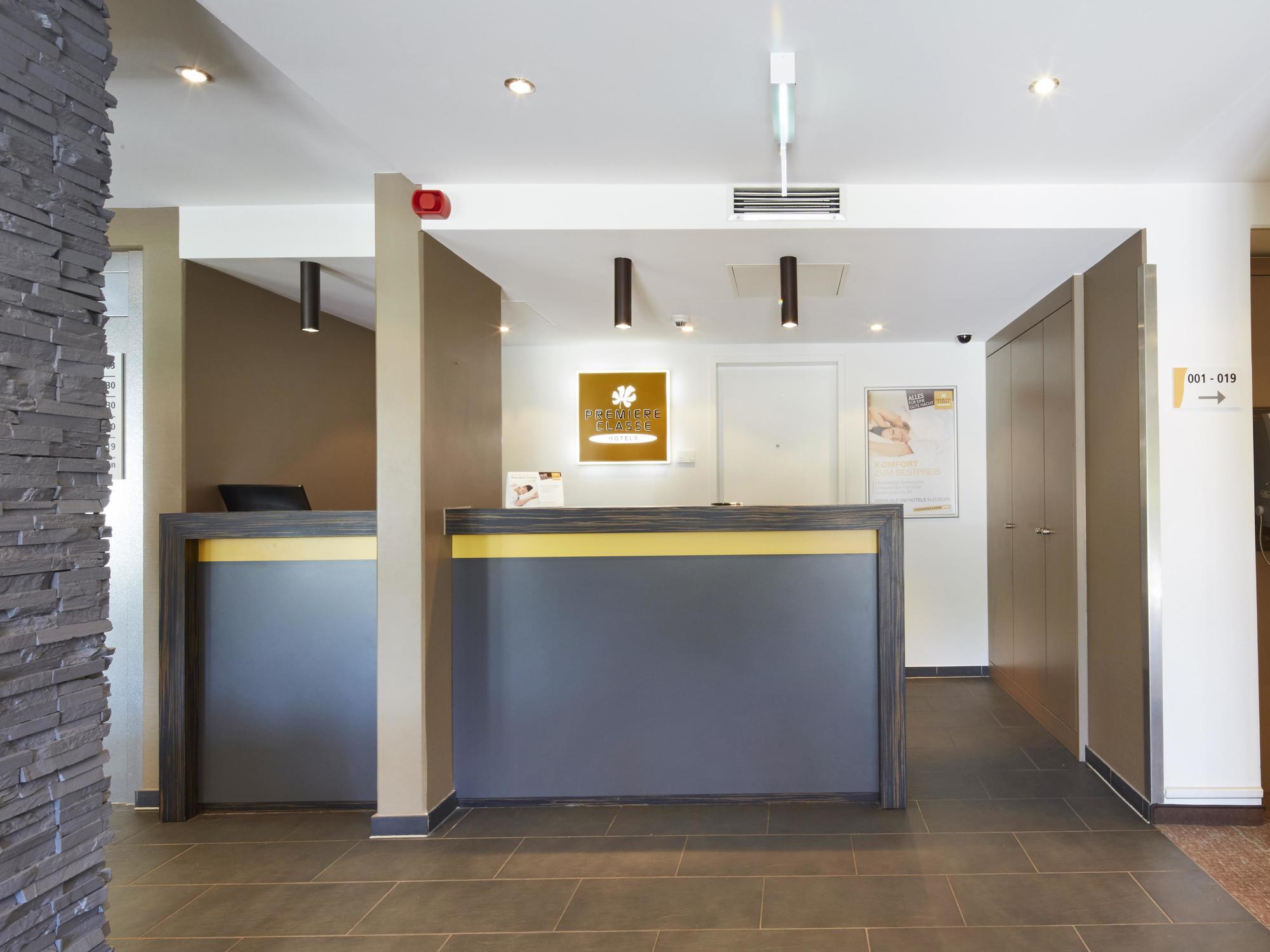B&B Hotel Berlin-Dreilinden Kleinmachnow Dış mekan fotoğraf