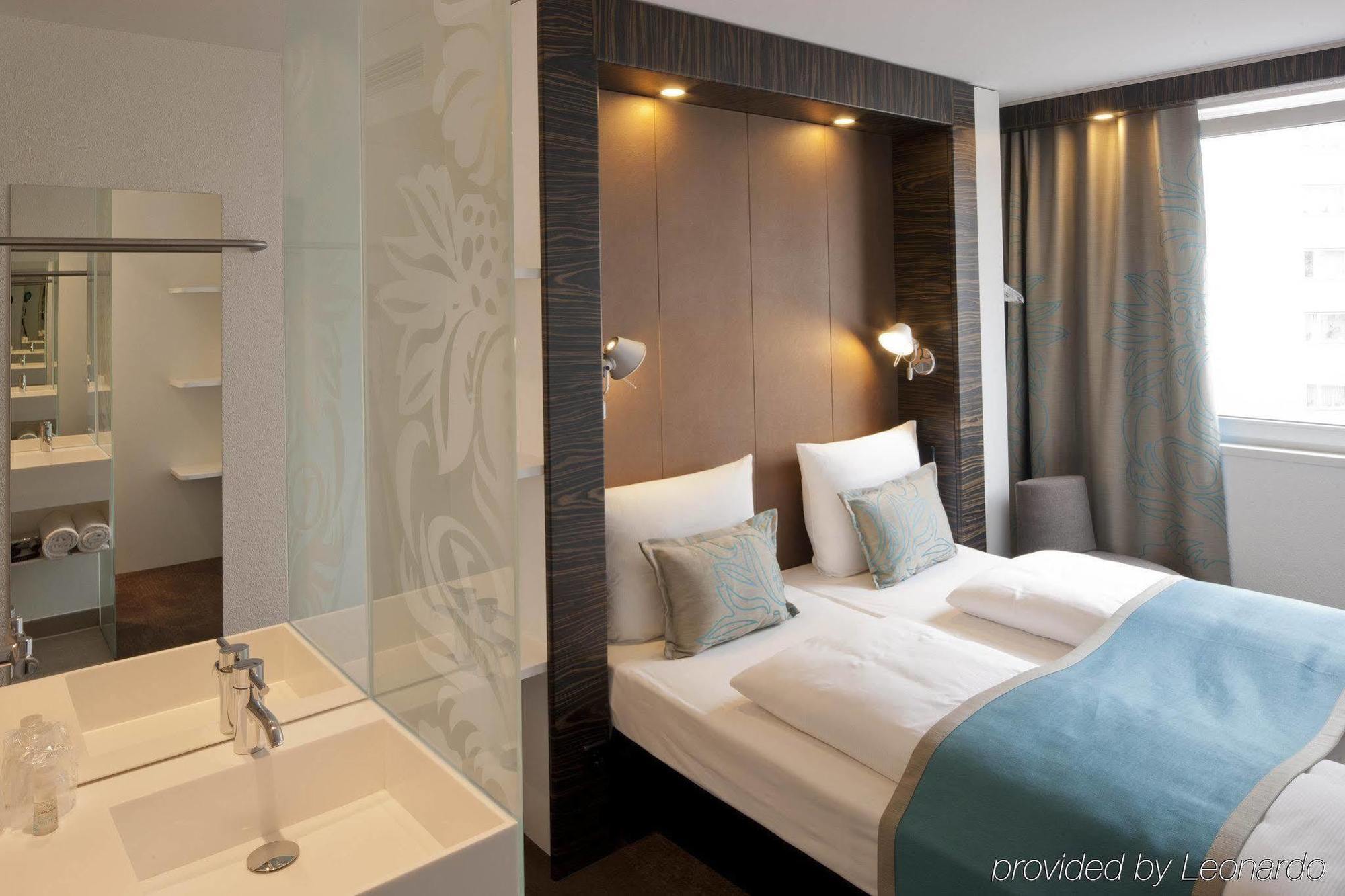 B&B Hotel Berlin-Dreilinden Kleinmachnow Dış mekan fotoğraf